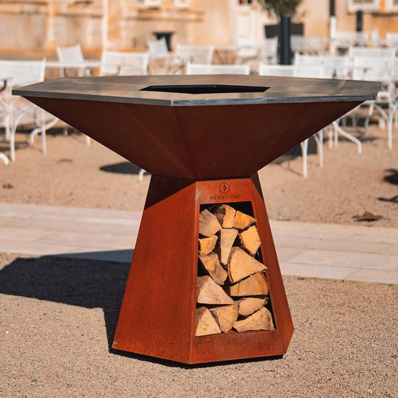 Brasero en acier corten de 150cm de diamètre - robuste, solide avec un aspect esthétique - pensé pour être convivial Brasero en acier corten de 150cm de diamètre - robuste, solide avec un aspect esthétique - pensé pour être convivial