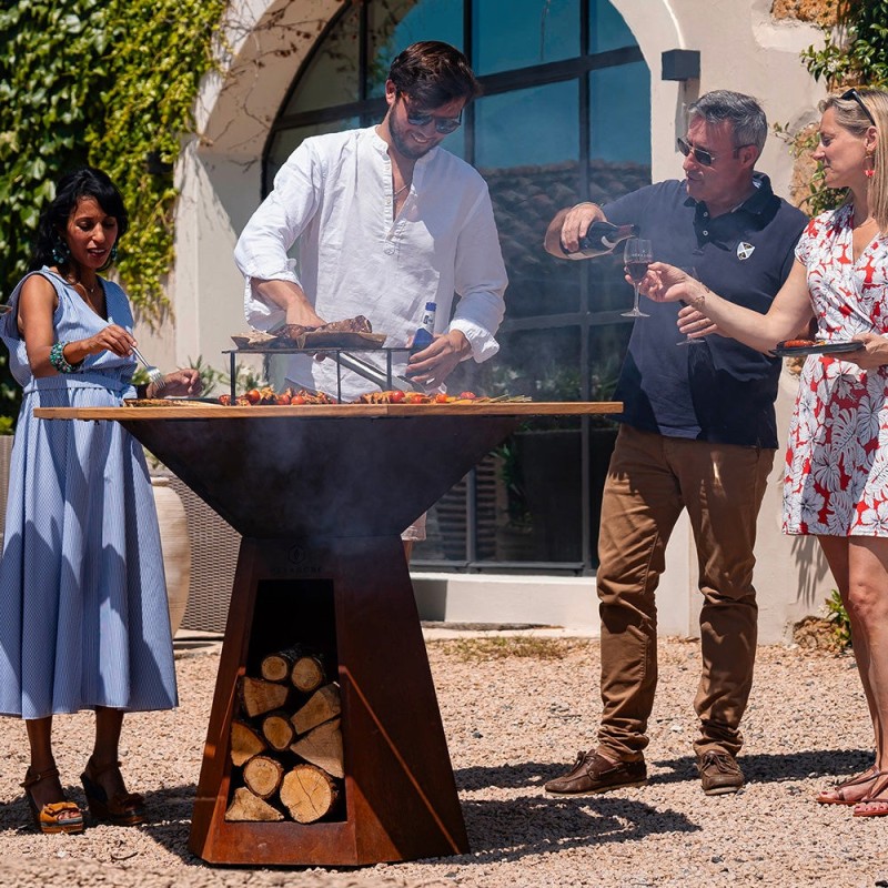 Brasero en acier corten de 105cm de diamètre (exemple d'utilisation, grille plinthe vendue séparément)