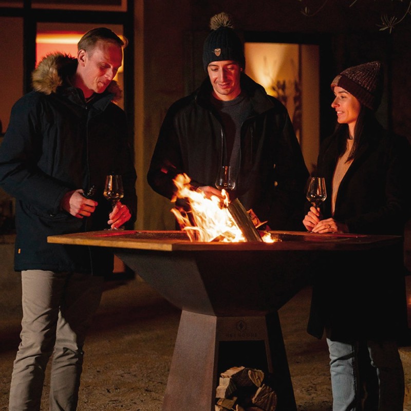 Ceinture de bois pour Brasero 85cm de diamètre - Optimise votre espace autour de la cuisson (exemple de mise en situation)