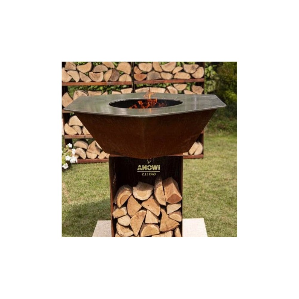 Avec ce brasero en acier corten et sa plancha de 100cm de diamètre, vous pourrez cuisiner pour un grand nombre de personnes