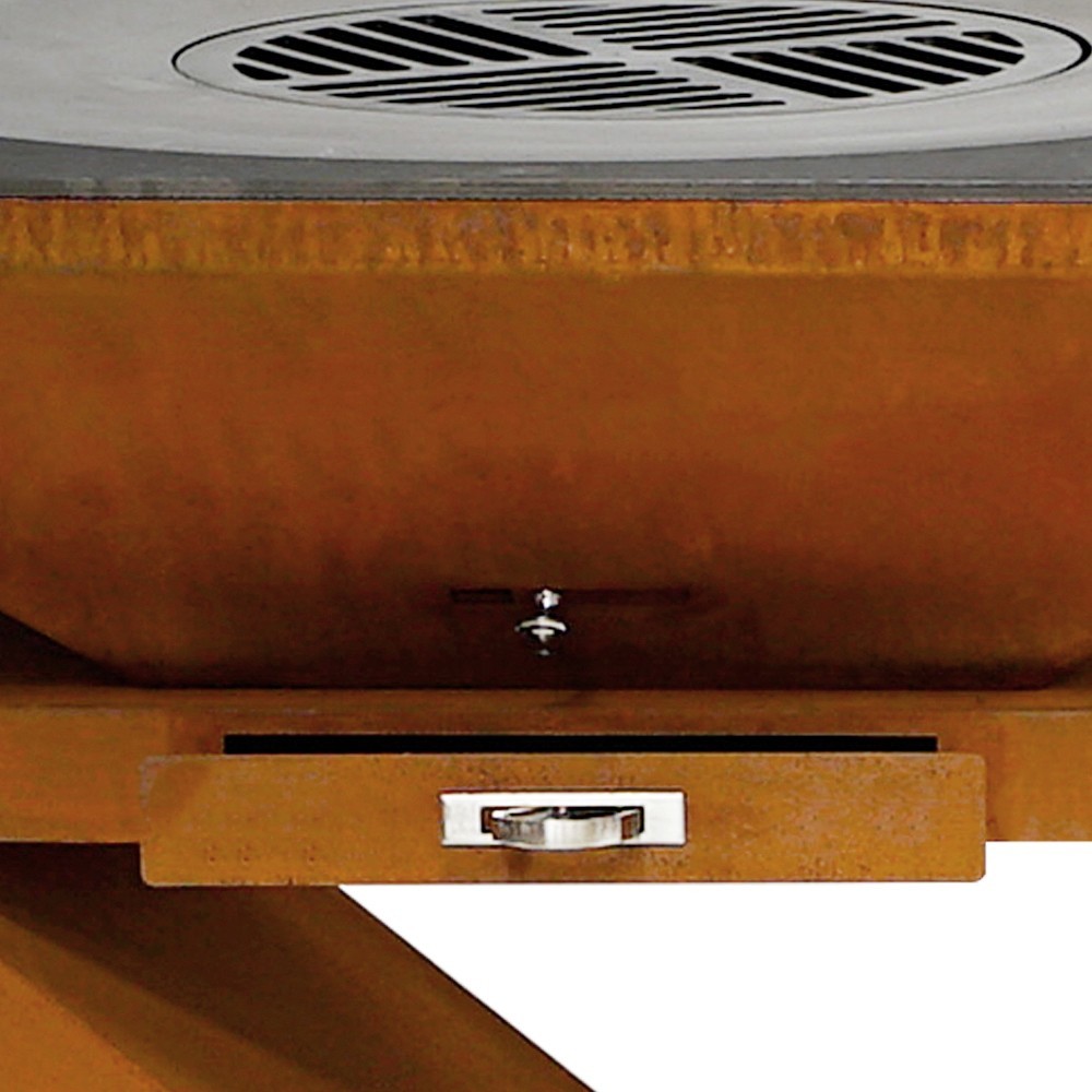 Le tiroir à cendres du brasero Le Lambi est très pratique et simplifie l'entretien