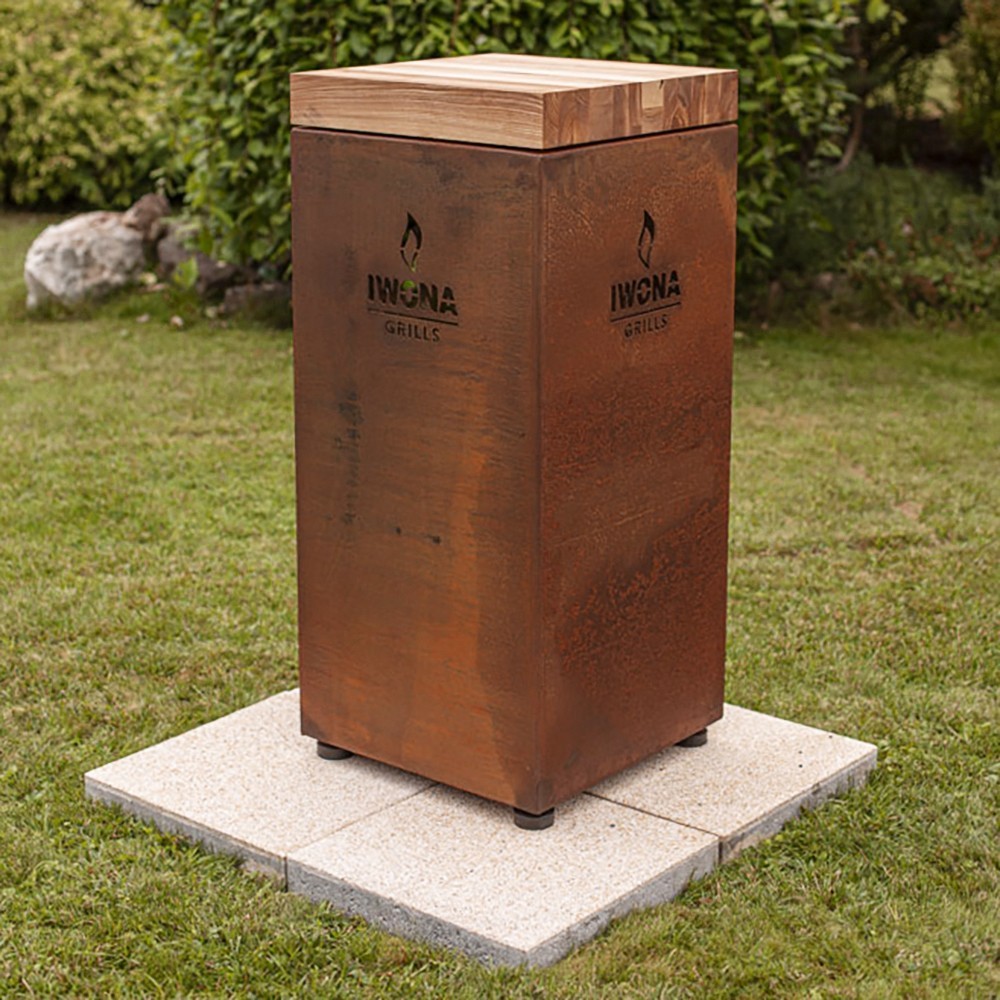 &Eacute;tag&egrave;re ext&eacute;rieure pour stocker le bois avec billot de bois pour cuisiner dessus