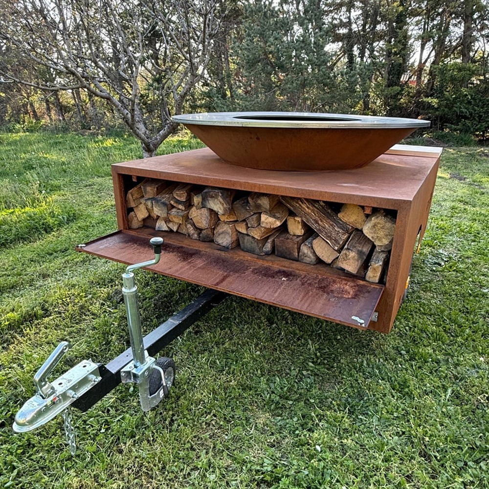 Brasero remorque Voyageur Firten avec sa plancha de 150cm