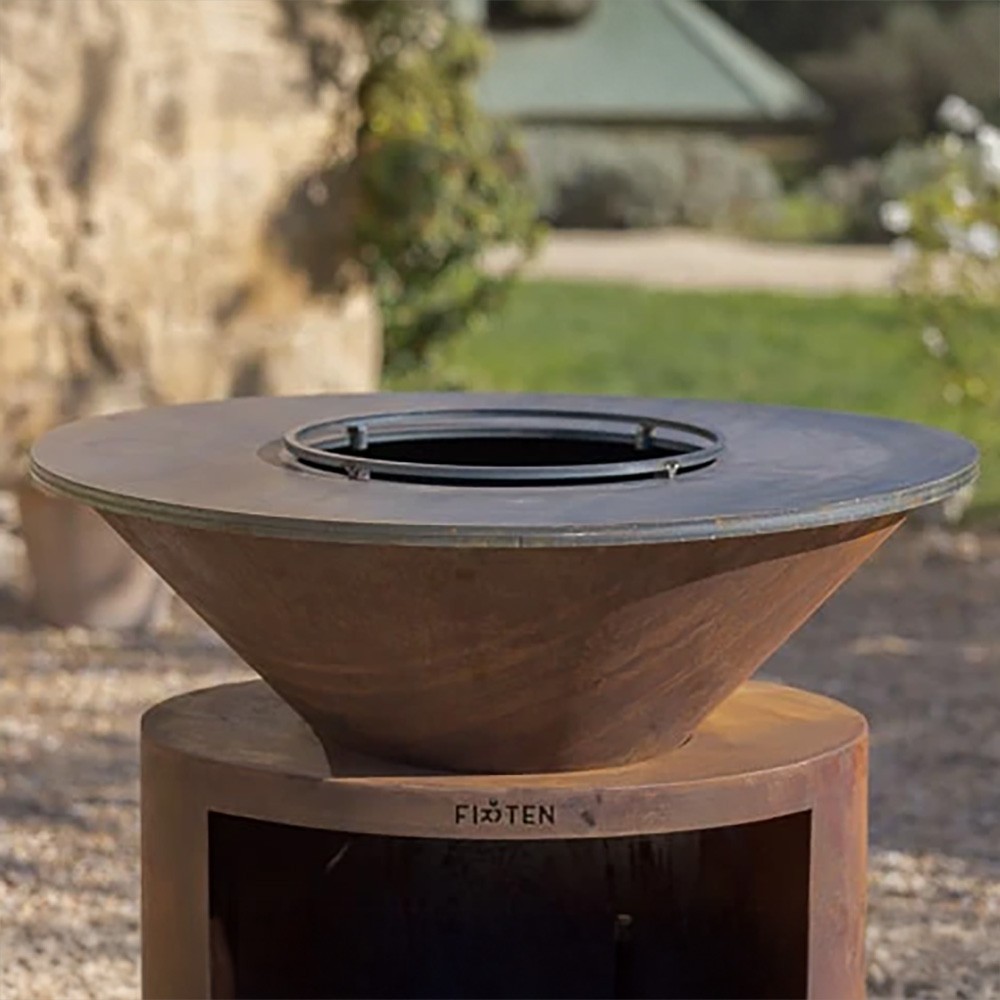 Rebord anti-chute Firten pour brasero 120cm de diamètre (exemple de mise en situation) Rebord anti-chute Firten pour brasero 120cm de diamètre (exemple de mise en situation)