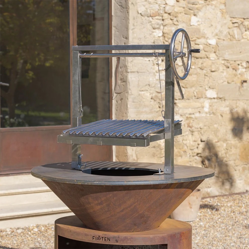 GRILL Argentin en acier inoxydable pour brasero Ellipse 100cm de diamètre Firten (exemple de mise en situation)