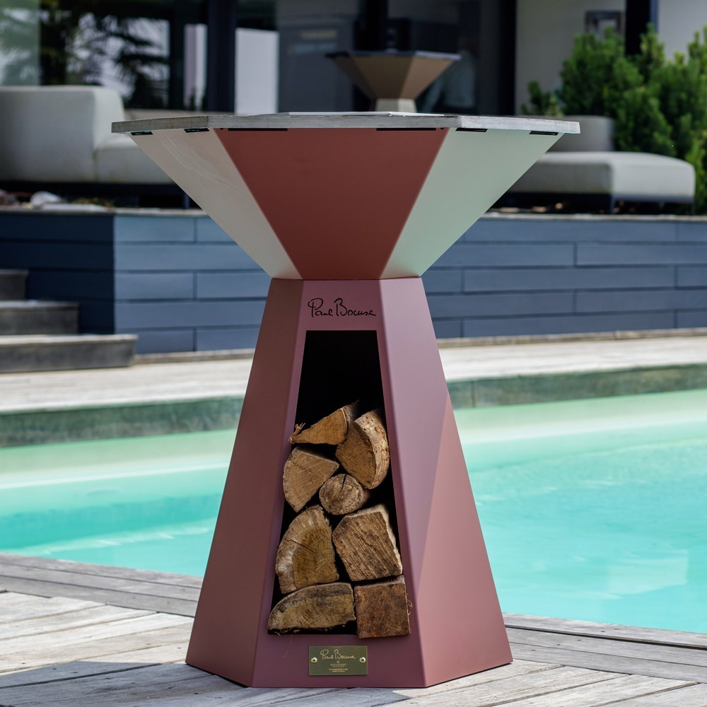 Ce Brasero  Paul Bocuse Terra a une plaque de cuisson de 85cm de diamètre