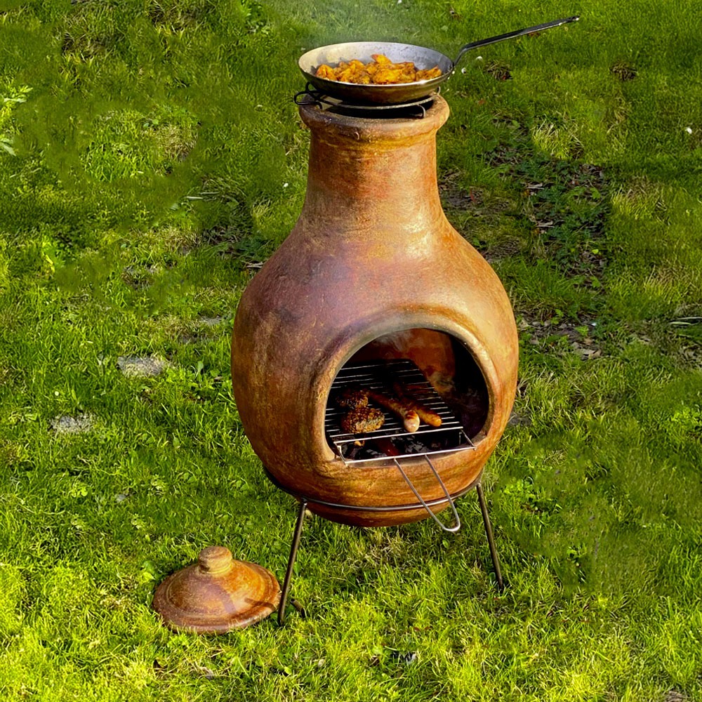 La grille de cheminée en situation  (mise en situation grille intérieure et brasero, vendus séparément)