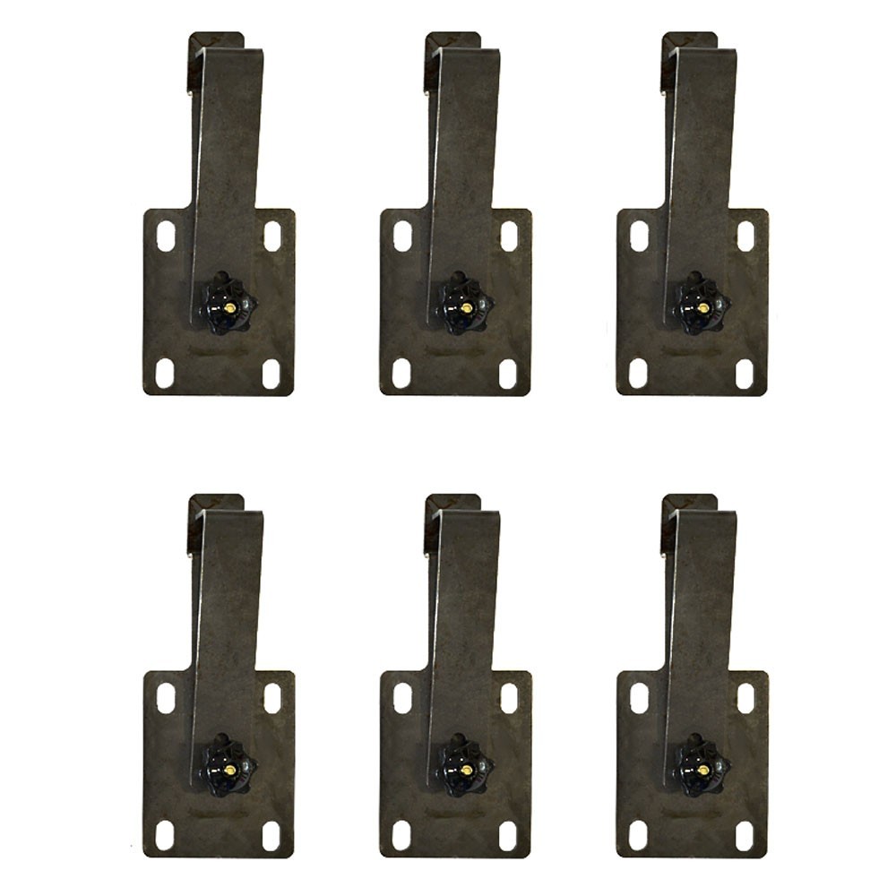 Les pattes de fixation du contour bois pour brasero sont très simple à installer