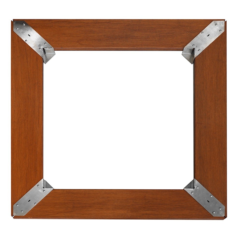 Contour en bois pour Brasero Medium Carr&eacute; de la marque France Braseros.
