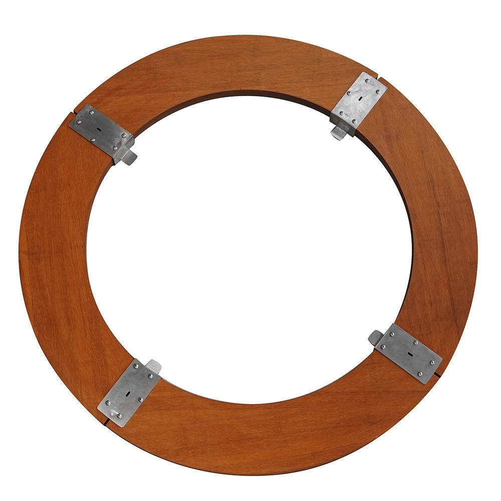 Contour en bois pour Brasero Medium Rond de la marque France Braseros. Contour en bois pour Brasero Medium Rond de la marque France Braseros.