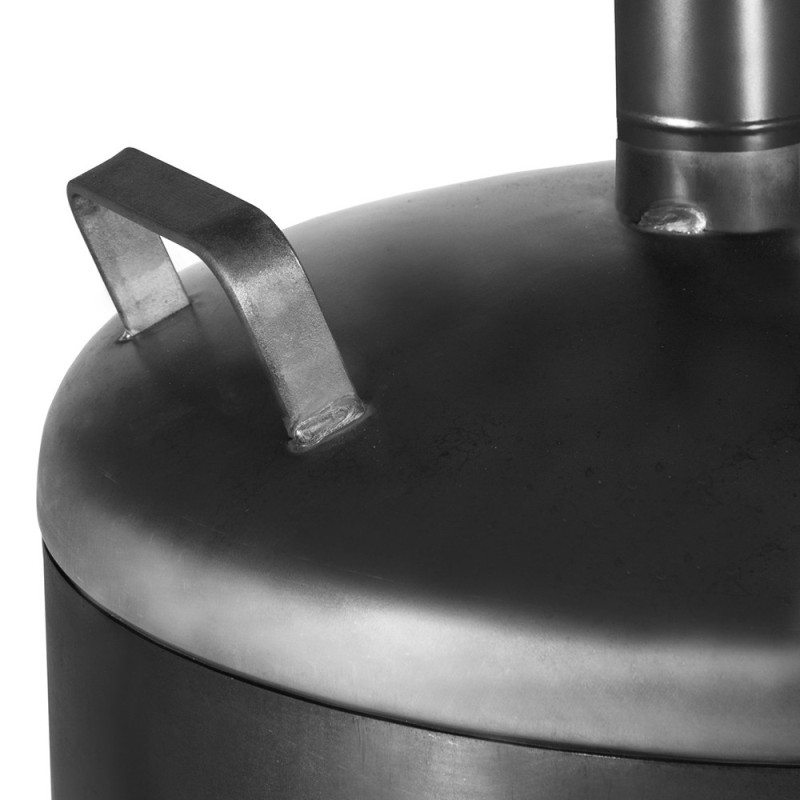 Cheminée Faro esthétique - structure en acier et feu de bois Cheminée Faro esthétique - structure en acier et feu de bois