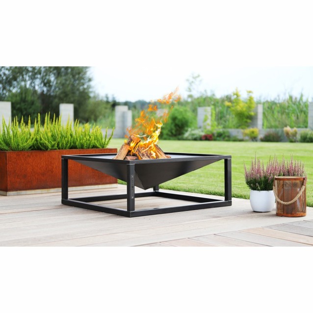 Brasero de jardin Square de forme carré 70x70cm avec un design épuré