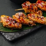 Recette de brochettes de poulet laquées à la sauce yakitori