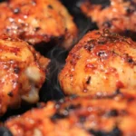 Recette de cuisses de poulet sauce piri-piri : volaille croustillante et tendre au brasero plancha