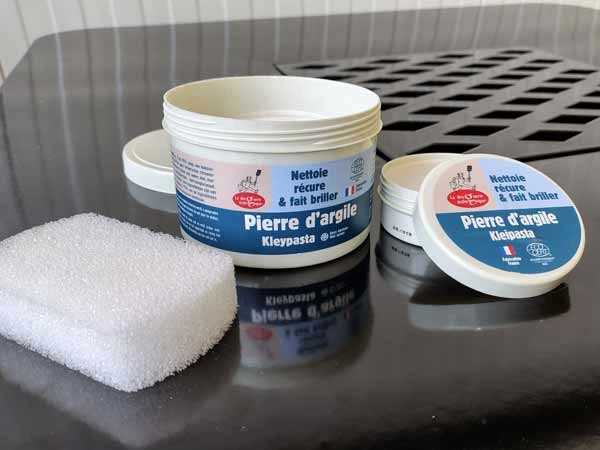 la pierre d'argile est disponible en pot de 125 ou 500 grammes