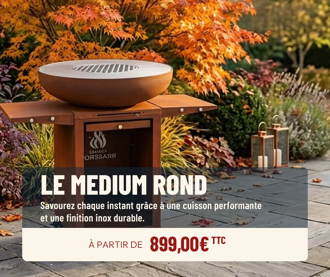Brasero rond medium en ixox pos&eacute; sur une terrasse dehors